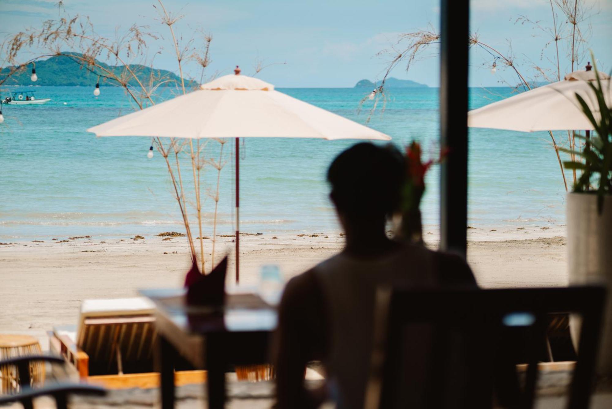 Ursula Beach Resort Ел Нидо Екстериор снимка