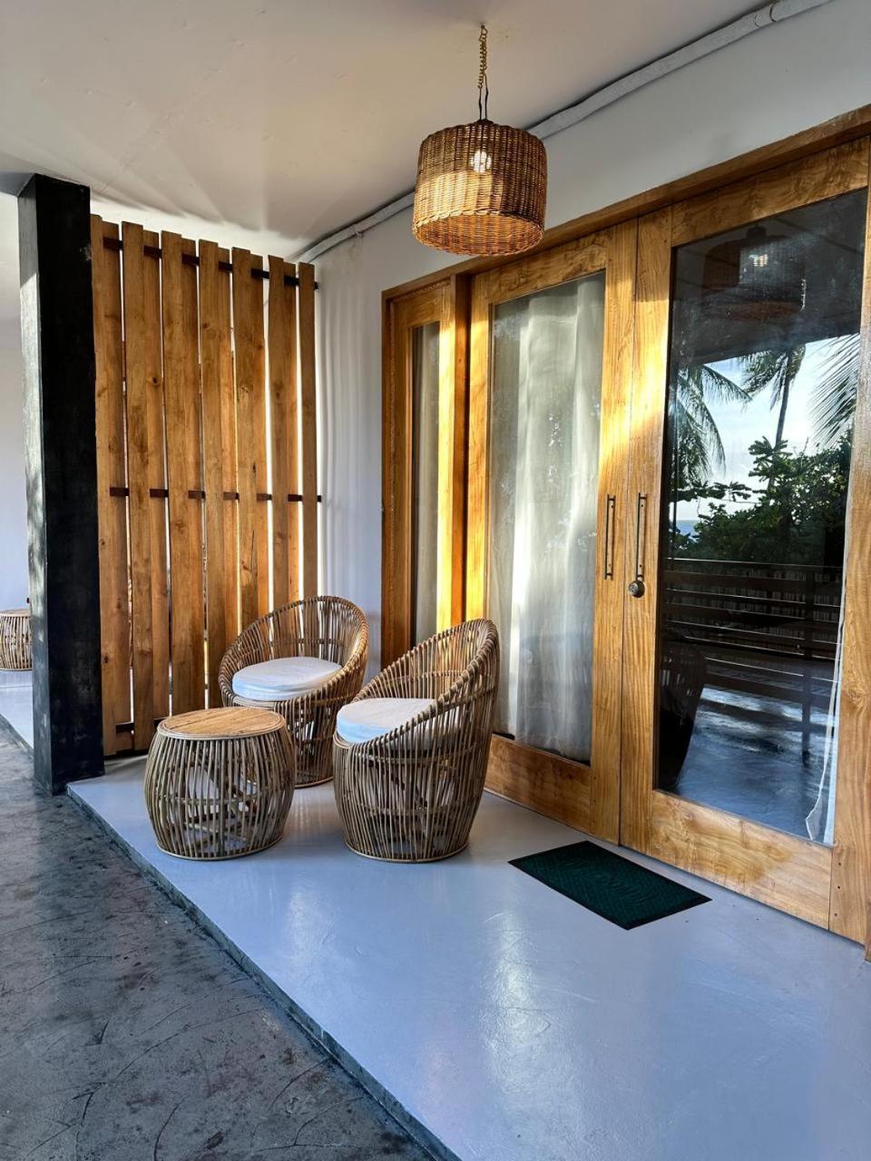 Ursula Beach Resort Ел Нидо Екстериор снимка